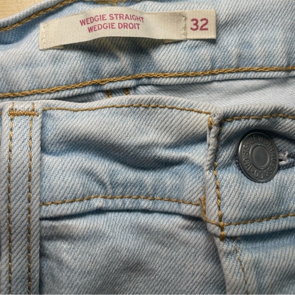 Levi’s 32 x 26 Jeans Wedgie Straight Leg Light Wash Vintage Style Denim Pant 32w - Picture 10 of 11
